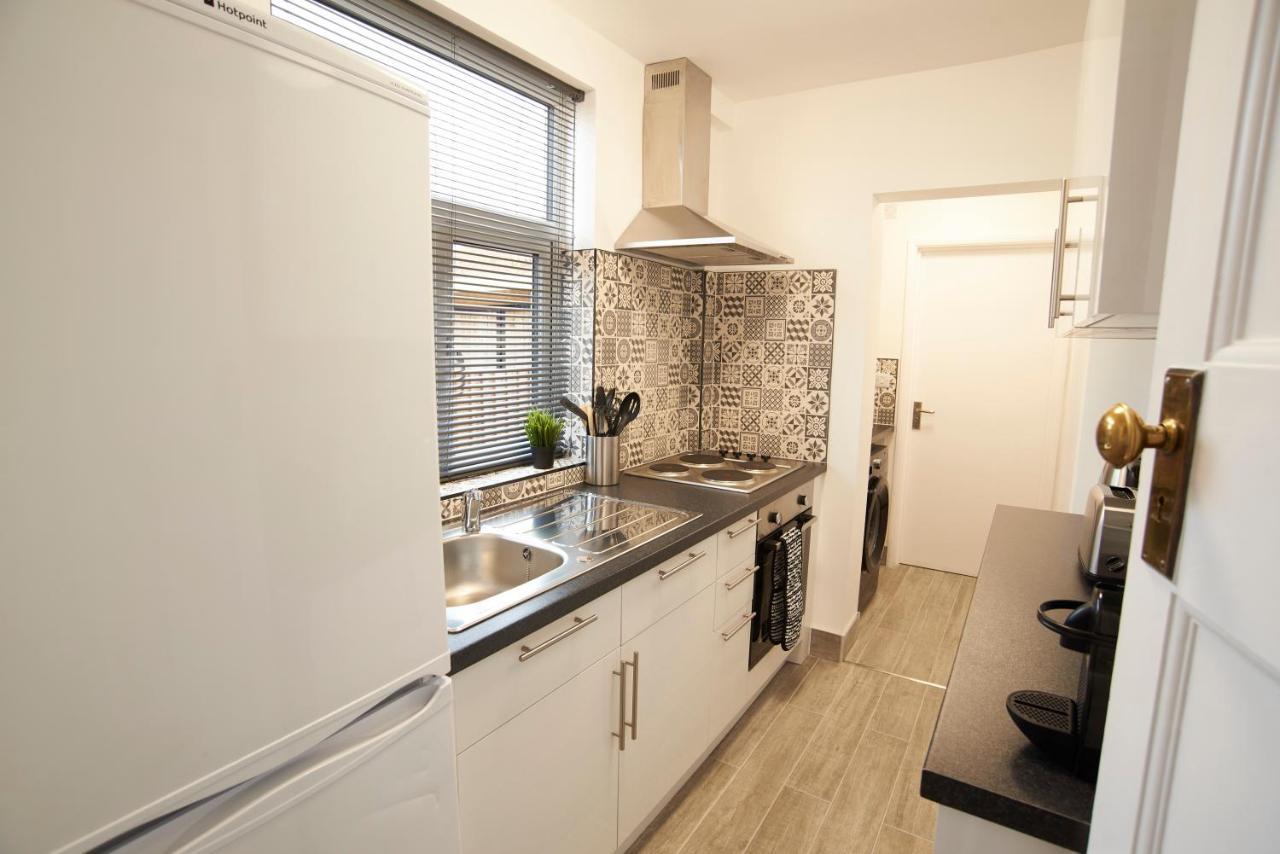 Doctors Lane Stylish 3 Bedroom Family House With Parking 梅尔顿莫布雷 外观 照片